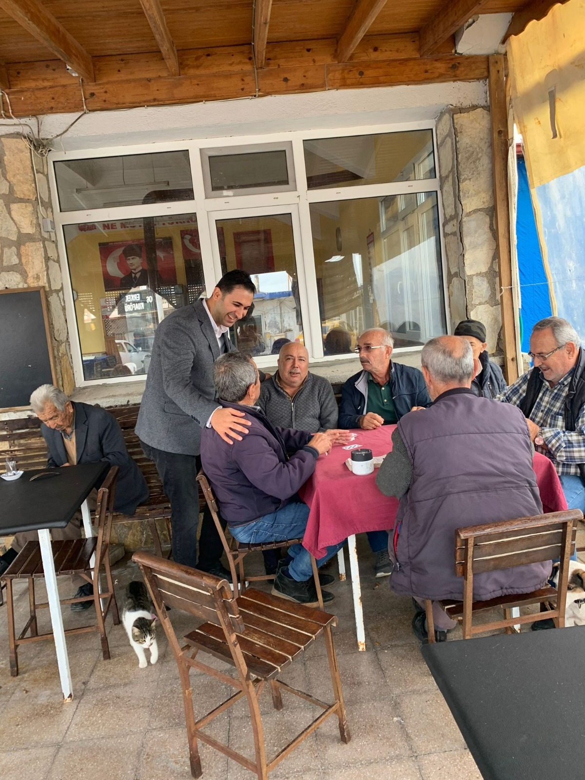 Karaburun Belediye Başkan Aday Adayı Kazım Yevimli, "Karaburun'da Gerek Dijitalde Gerekse Birlikte Halk ve Belediye El Ele" projesini duyurdu.