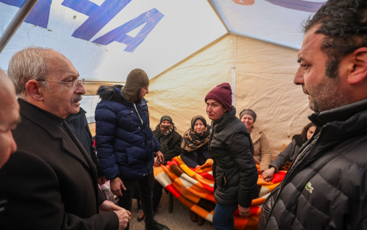 CHP'den depremzedelerin barınma sorunu için acil çağrı