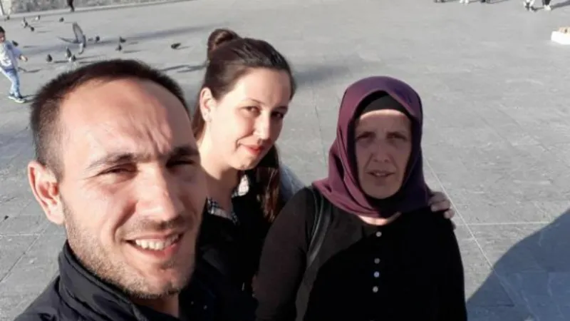 Çöken binada oğlu Baran ve kayınvalidesini kaybetti, 'Umut' dayanma gücü verdi