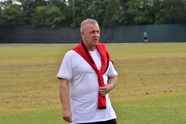 Denizlispor yara sarmak istiyor