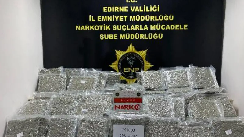 Edirne’de 49 kilo uyuşturucuya 5 gözaltı