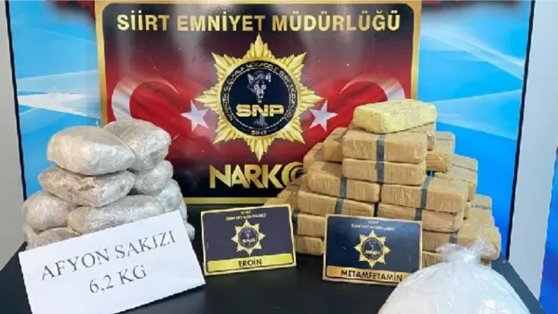 Valizindeki 25 kilo 700 gram uyuşturucuyla yakalanan şüpheli tutuklandı 