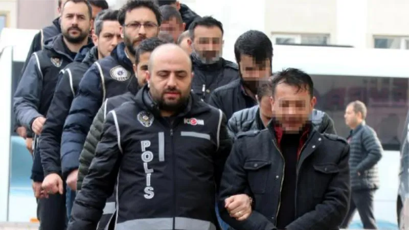 Kayseri'de kaçak silah ticareti operasyonunda 8 kişi adliyede