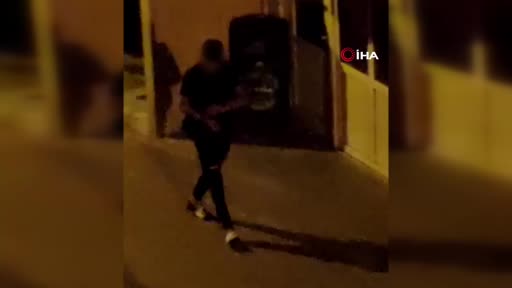 16 yaşındaki çocuk elinde kuru sıkı silahla sokak sokak dolaştı