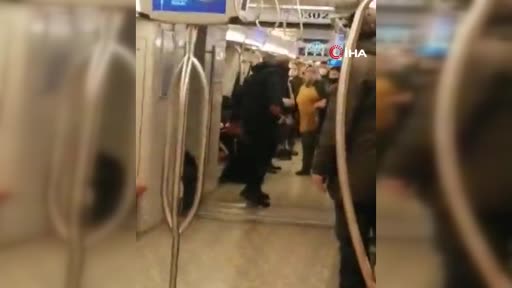 Metrodaki bıçaklı saldırganın yargılandığı davada mütalaa: 18 yıl 3 ay hapsi istendi