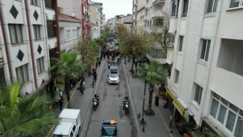 Gaziosmanpaşa’da "kadına yönelik şiddete karşı" yürüyüş düzenlendi