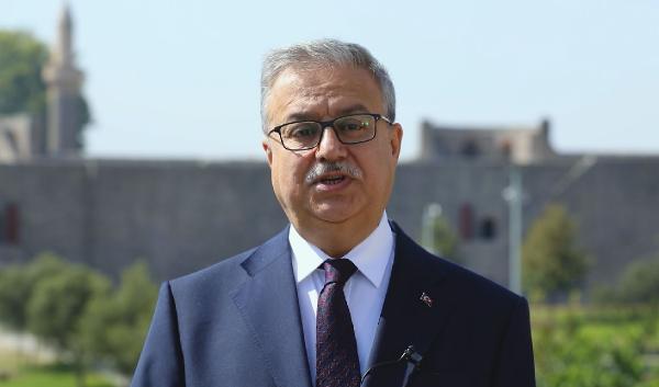 Vali Su: Diyarbakırlı üniversite öğrencilerine 2 bin 500 TL katkı verilecek