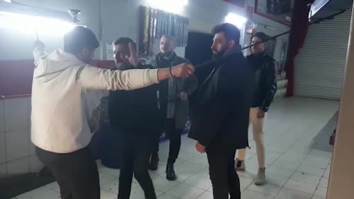 Uyuşturucudan kardeşini kaybetti, farkındalık için dizi çekmeye başladı