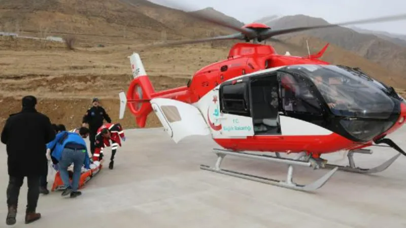 Liseli Hilal 40 dakikalık kalp masajıyla hayata döndürüldü, ambulans helikopterle sevk edildi