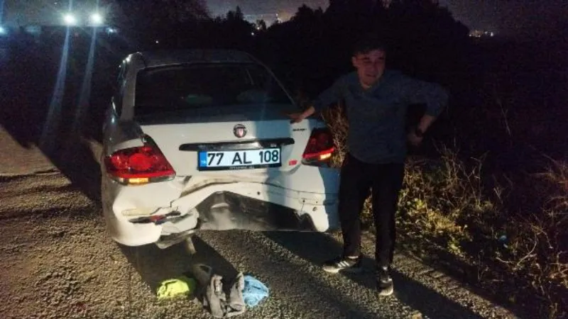 Patlayan lastiği değiştiren sürücüye çarpıp kaçtı; polise teslim oldu