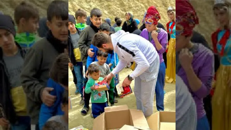 Deprem bölgesindeki 15 köye 5 bin oyuncak gönderildi