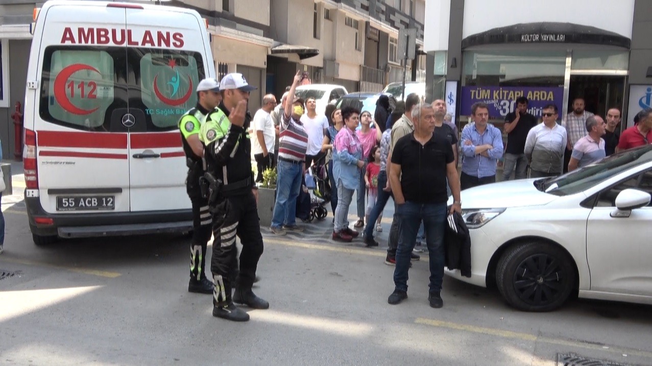 Samsun’da çatıda can pazarı: Polisin hamlesi kadını kurtardı
