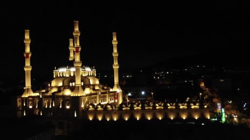 Hain darbe girişiminin yıl dönümünde sela okundu