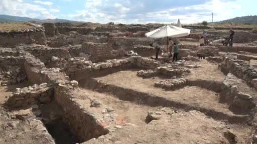 Helenistik döneme ait tapınak gün yüzüne çıkartılıyor