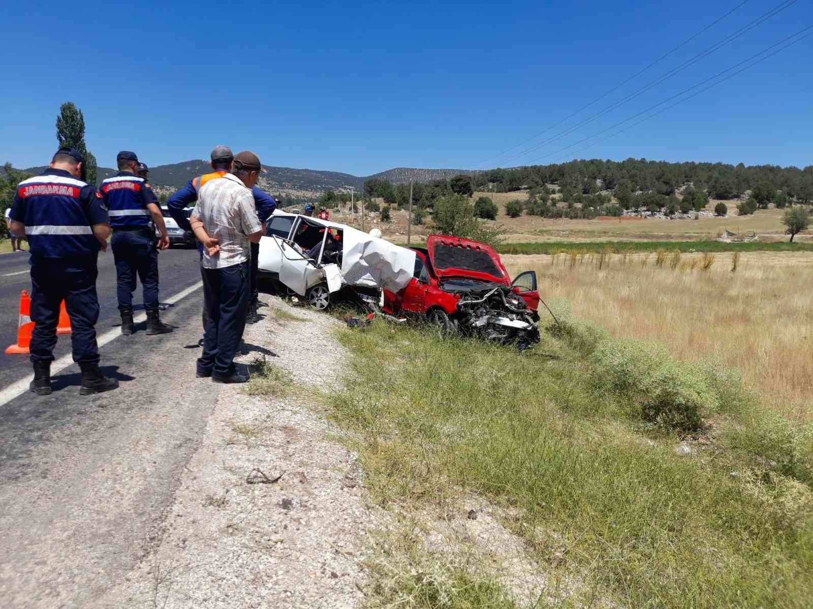 Seydikemer’de trafik kazası 1 ölü, 2 yaralı