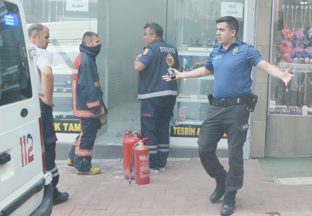 Tavşanlı’da işyerinde yangın