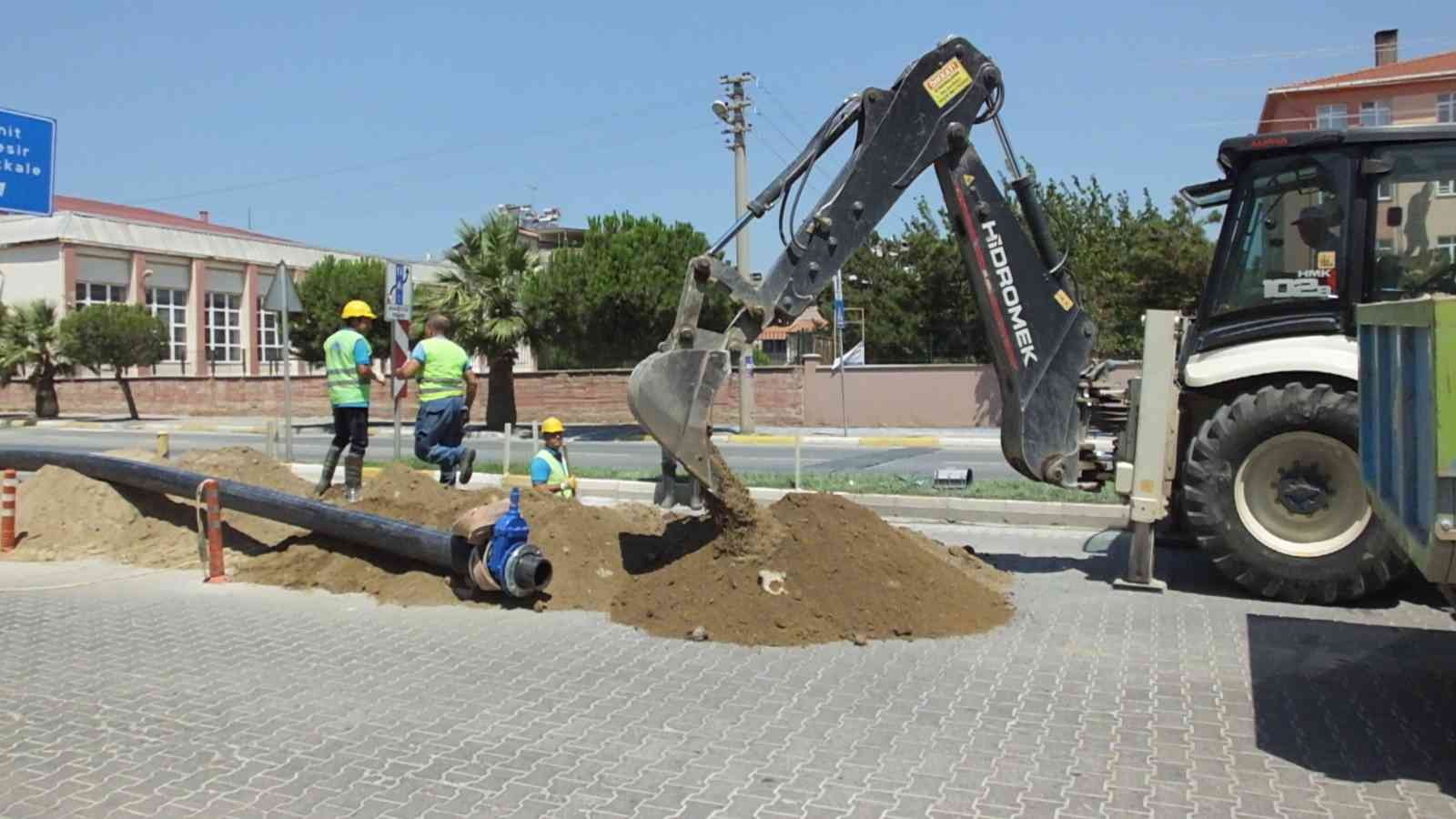 Balıkesir’de BASKİ 800 bin aboneye kesintisiz su sağlamak için çalışıyor