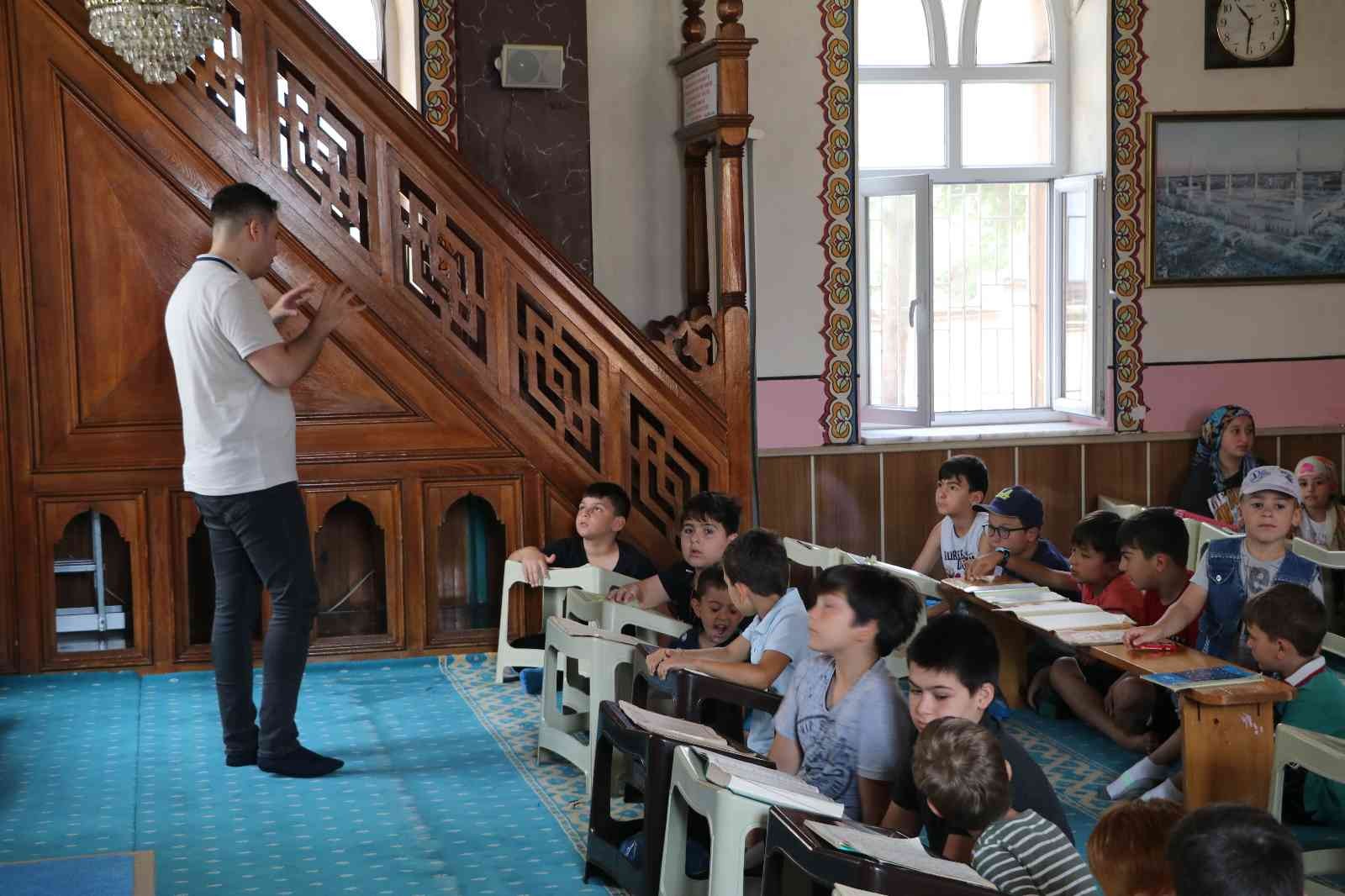 Kur’an-ı Kerim Kursu öğrencilerine 112 acil çağrı merkezinin önemi anlatıldı