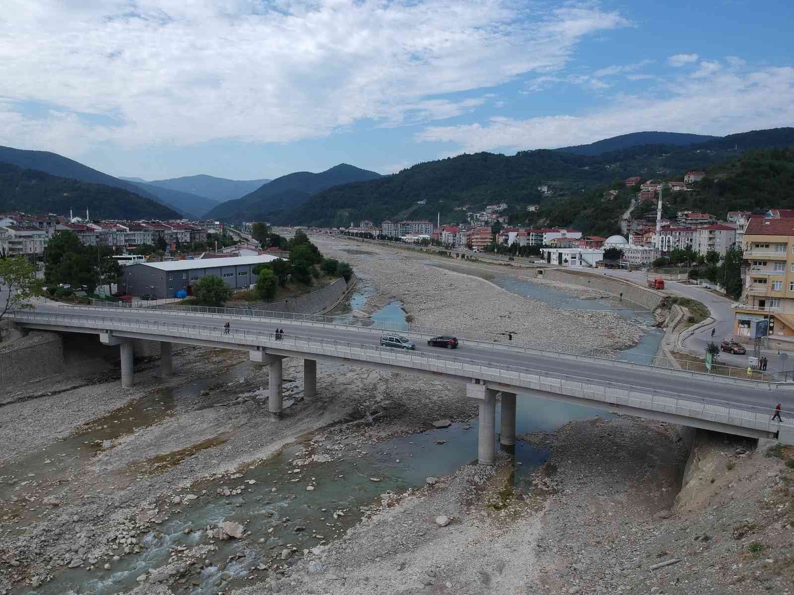 Ayancık’ta yaşanan sel felaketinin yıldönümü