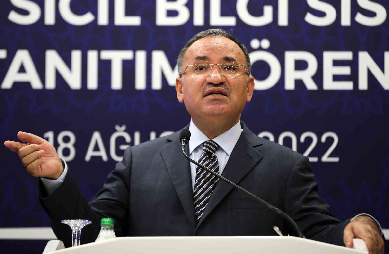 Adalet Bakanı Bozdağ: “Sicil kayıtlarını sildirmek için artık Ankara’ya gelme dönemi kapandı“