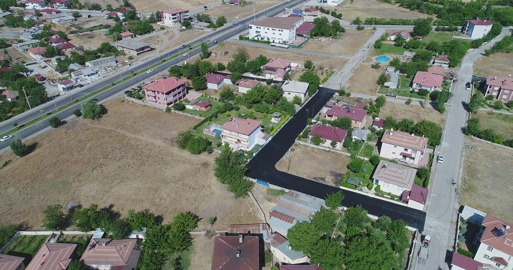 Erzincan’da asfalt çalışması