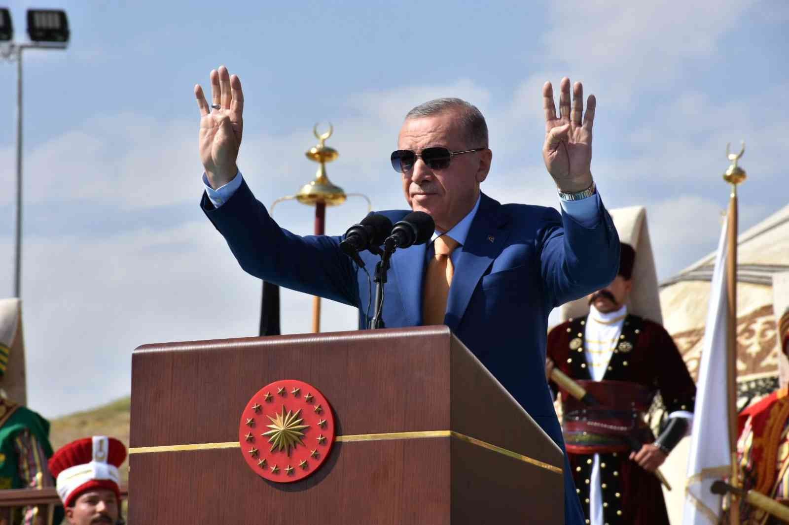 Cumhurbaşkanı Erdoğan: “Bir gece ansızın gelebiliriz”