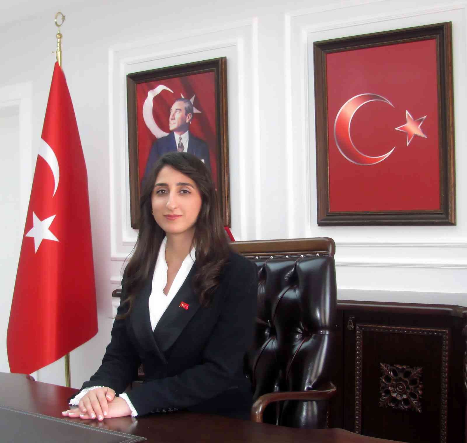 Araban’ın kadın kaymakamı Hilal Kızılkaya görevine başladı