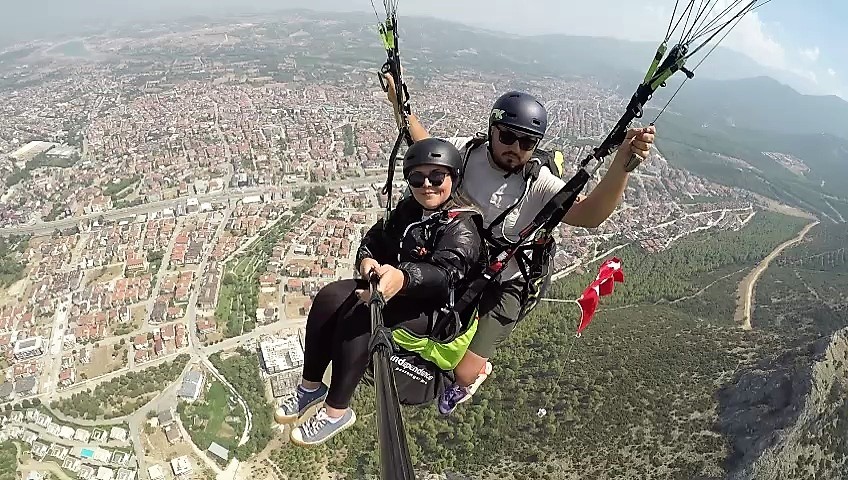 Zaferin 100. yılı anısına 100 atlayış gerçekleştirildi