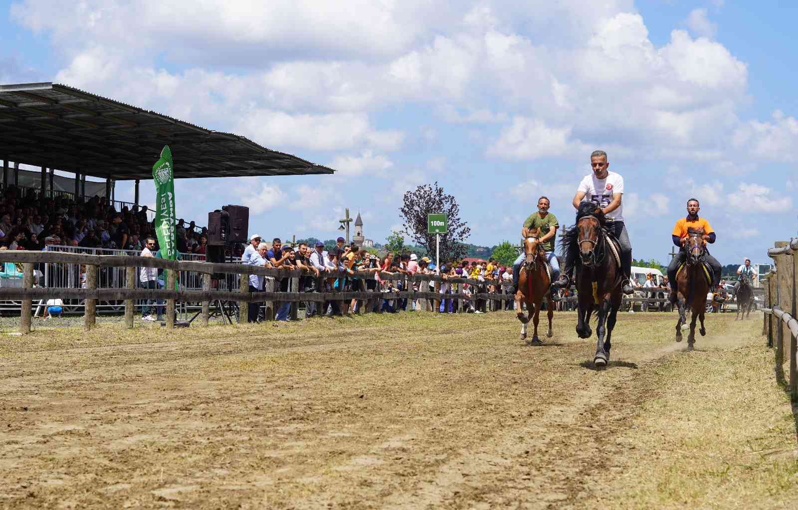 Çarşamba’da Geleneksel Rahvan At Yarışları