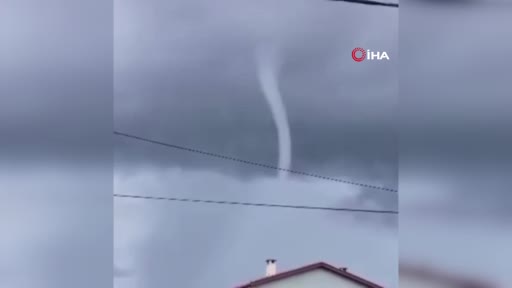 Beykoz’da denizde su hortumu oluştu