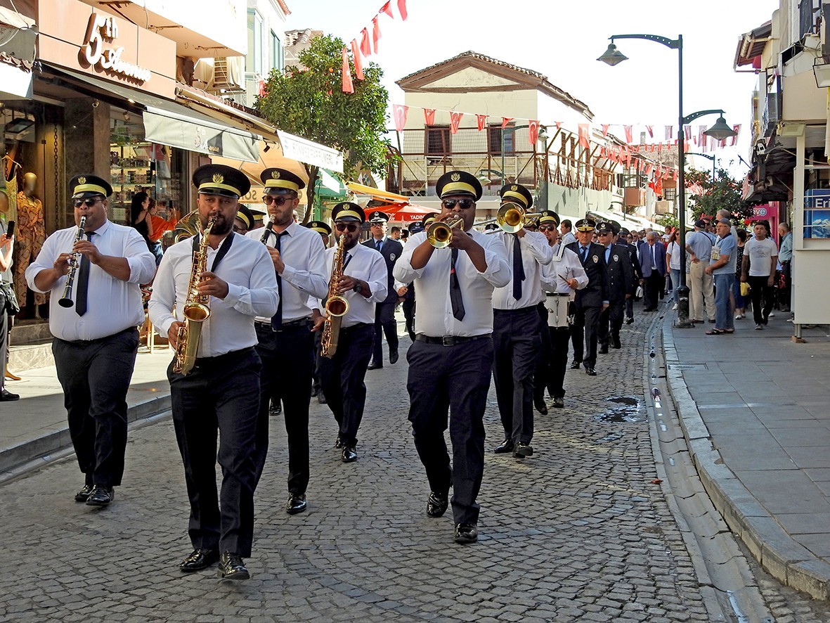 Çeşme’nin kurtuluşunun 100. yılı coşkuyla kutlandı