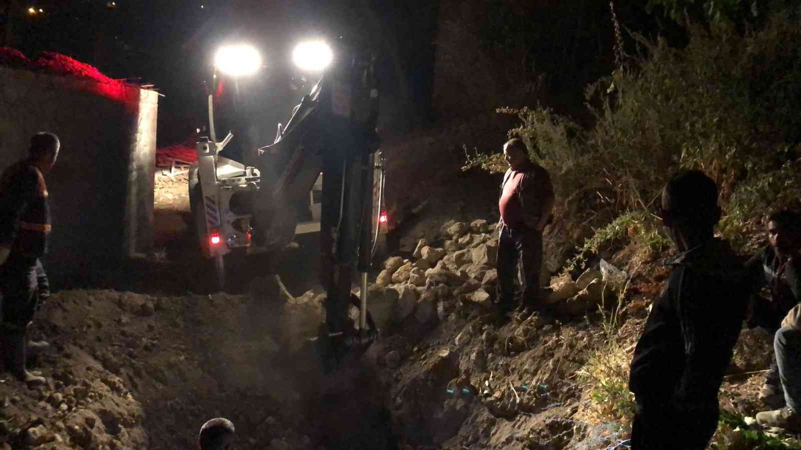 Hakkari okullar bölgesindeki su arızası giderildi