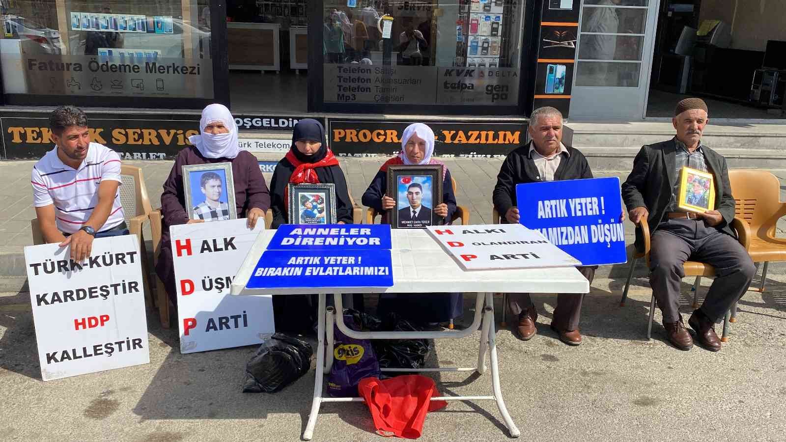 Muş’ta evlat nöbeti tutan ailelerin sayısı 40’a yükseldi