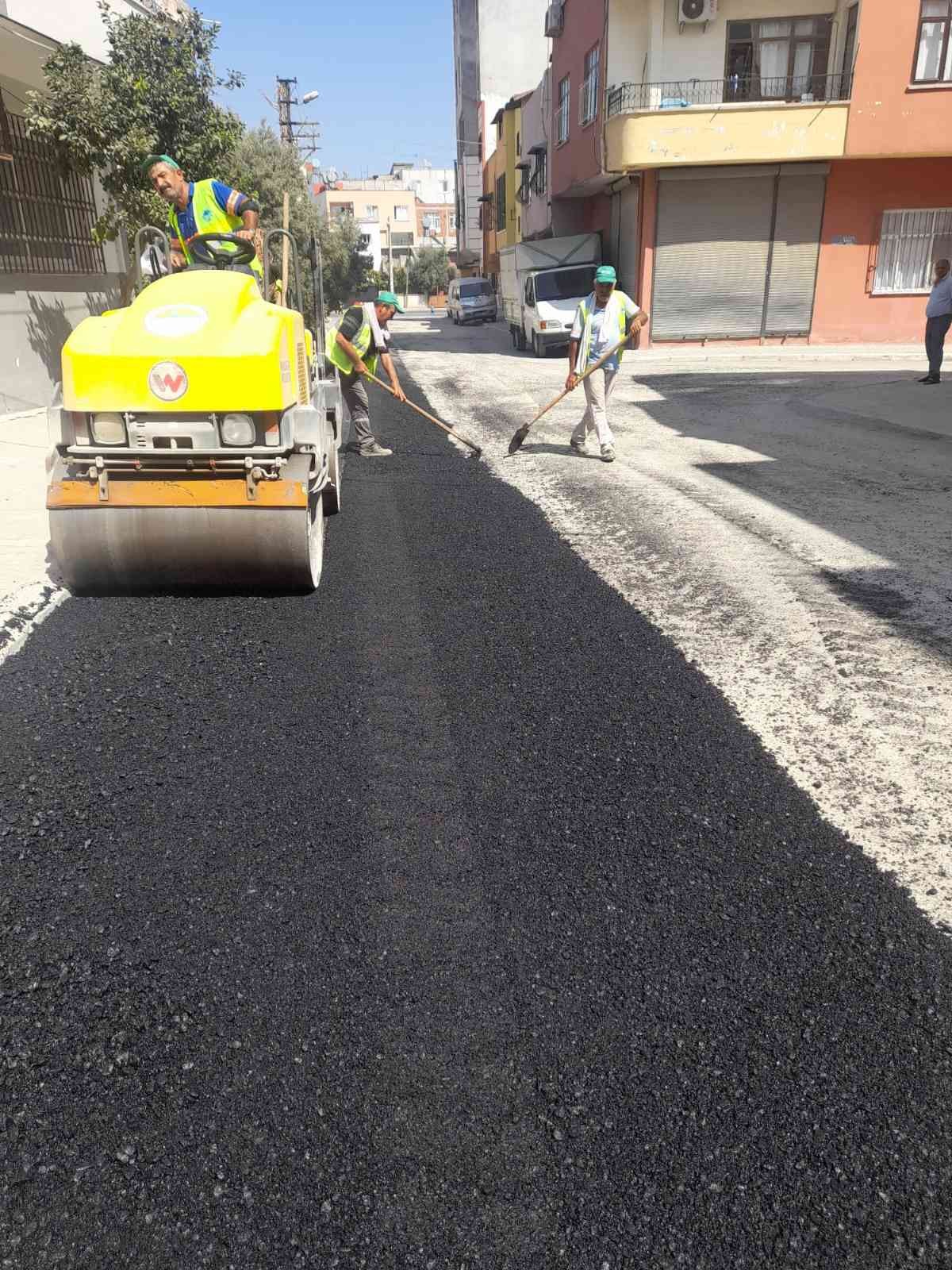 Toroslar’da yol çalışması sürüyor