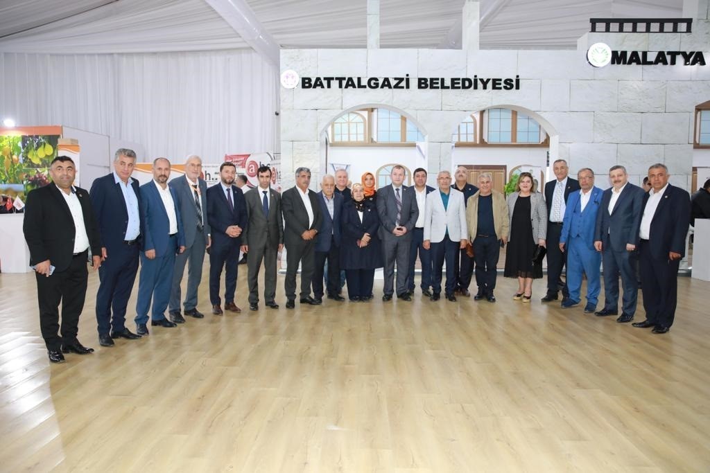 Battalgazi Belediyesi standına yoğun ilgi