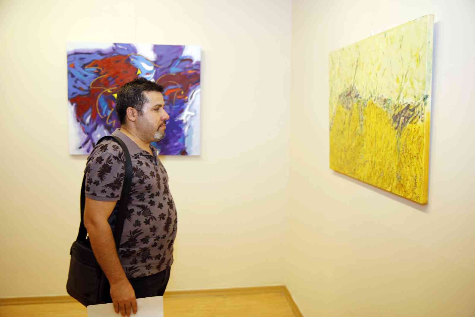 Trabzonlu ressam 55. sergisini Gaziantep’te açtı
