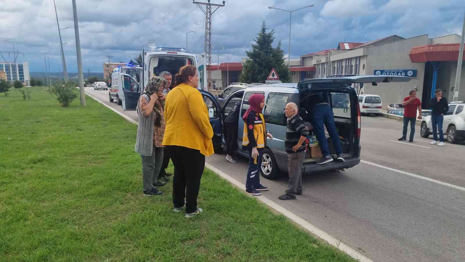 Sinop’ta trafik kazası: 4 yaralı