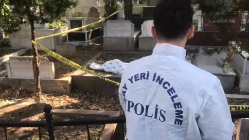Şişli Feriköy Mezarlığı’nda bir kişi ağaca asılı halde bulundu