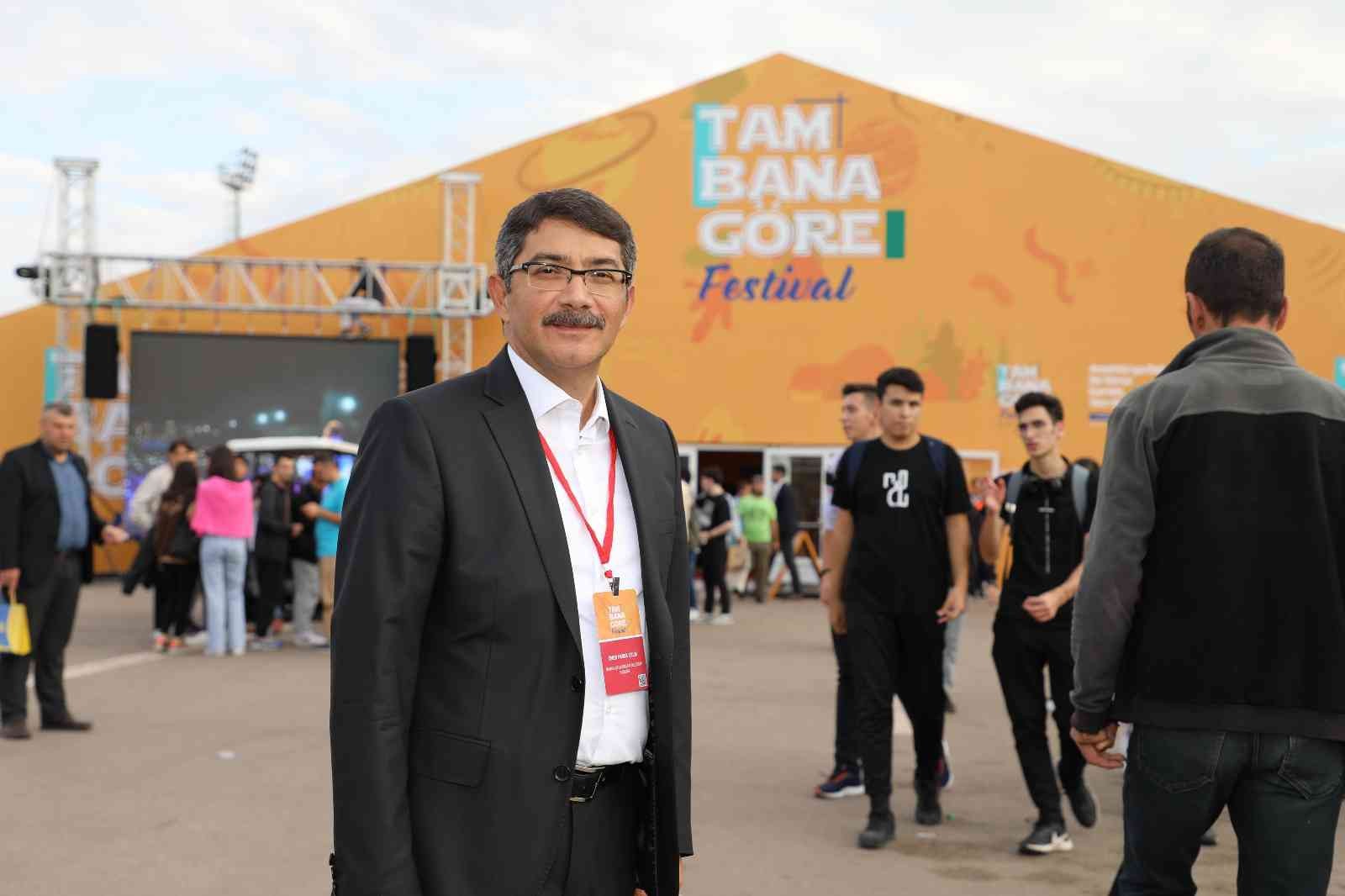 Şehzadeler Belediyesi ‘Tam bana göre Gençlik Festivali’ne katıldı