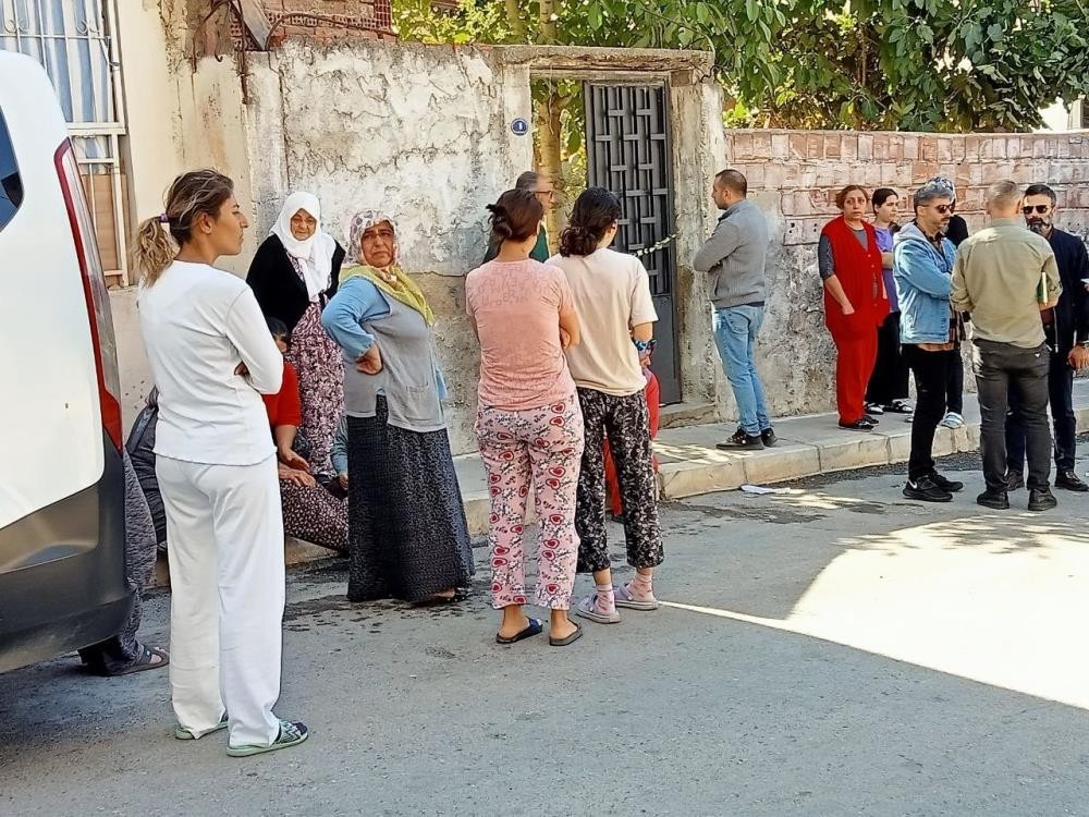 İzmir’de kahvaltı sofrasında oğlunu öldüren baba yakalandı