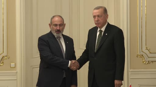 Cumhurbaşkanı Erdoğan, Ermenistan Başbakanı Paşinyan ile bir araya geldi