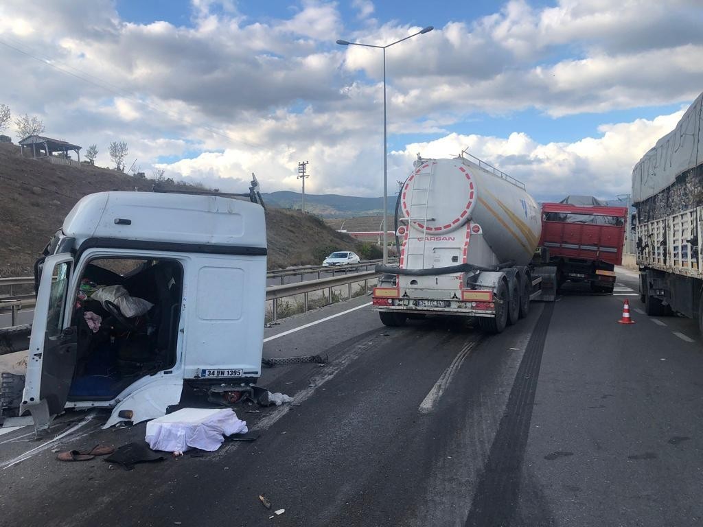 Bu araçtan burnu bile kanamadan çıktı