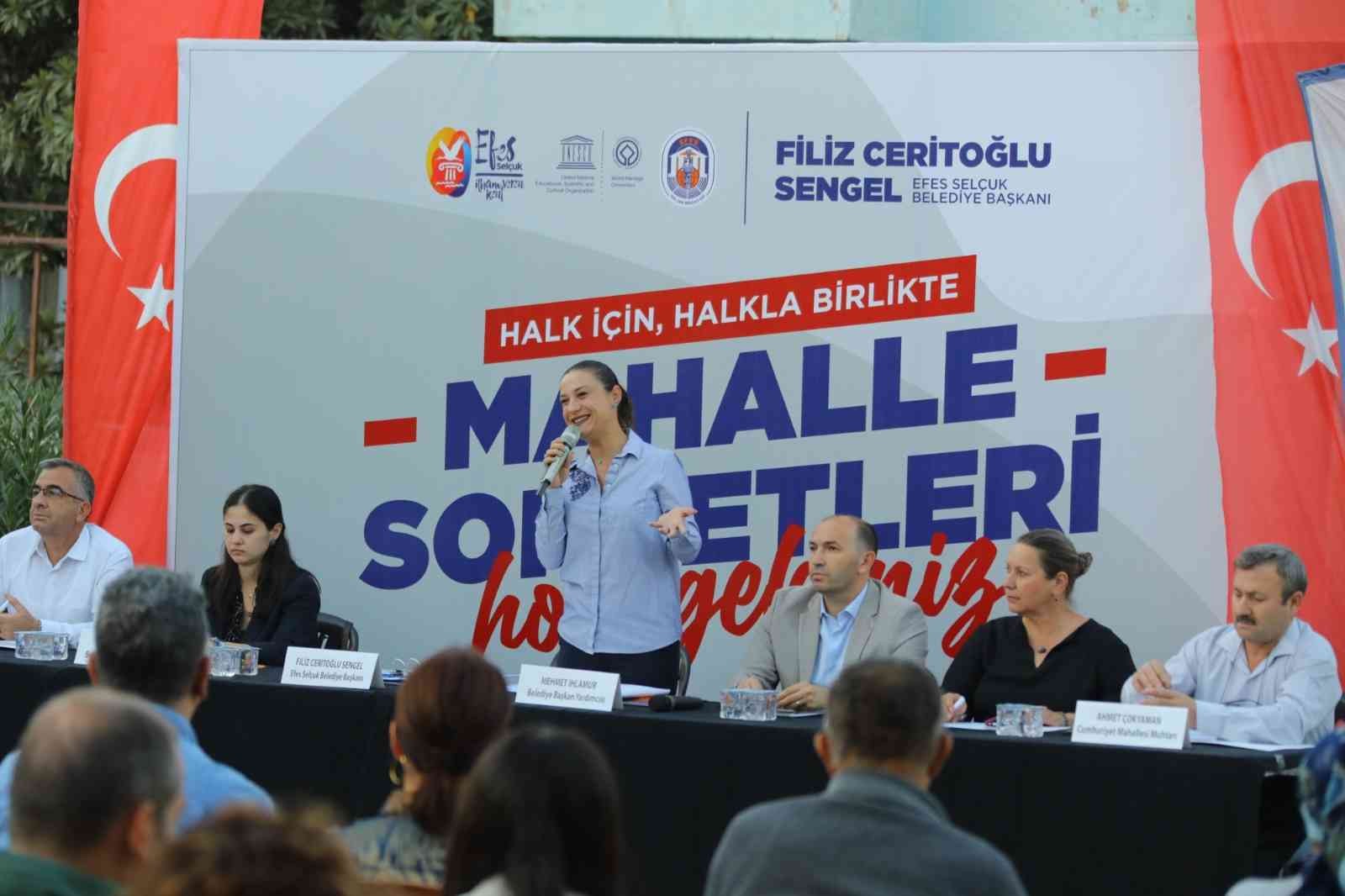 Selçuk’ta ’Mahalle Sohbetleri’ devam ediyor