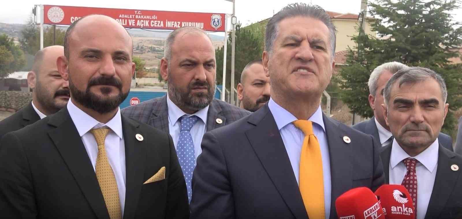 TDP Genel Başkanı Sarıgül: "Başı açık kardeşimiz de bizim, başörtülü kardeşimiz de bizim"