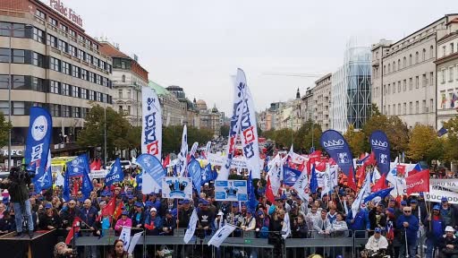 Çekya’da sendikalardan hükümet karşıtı protesto