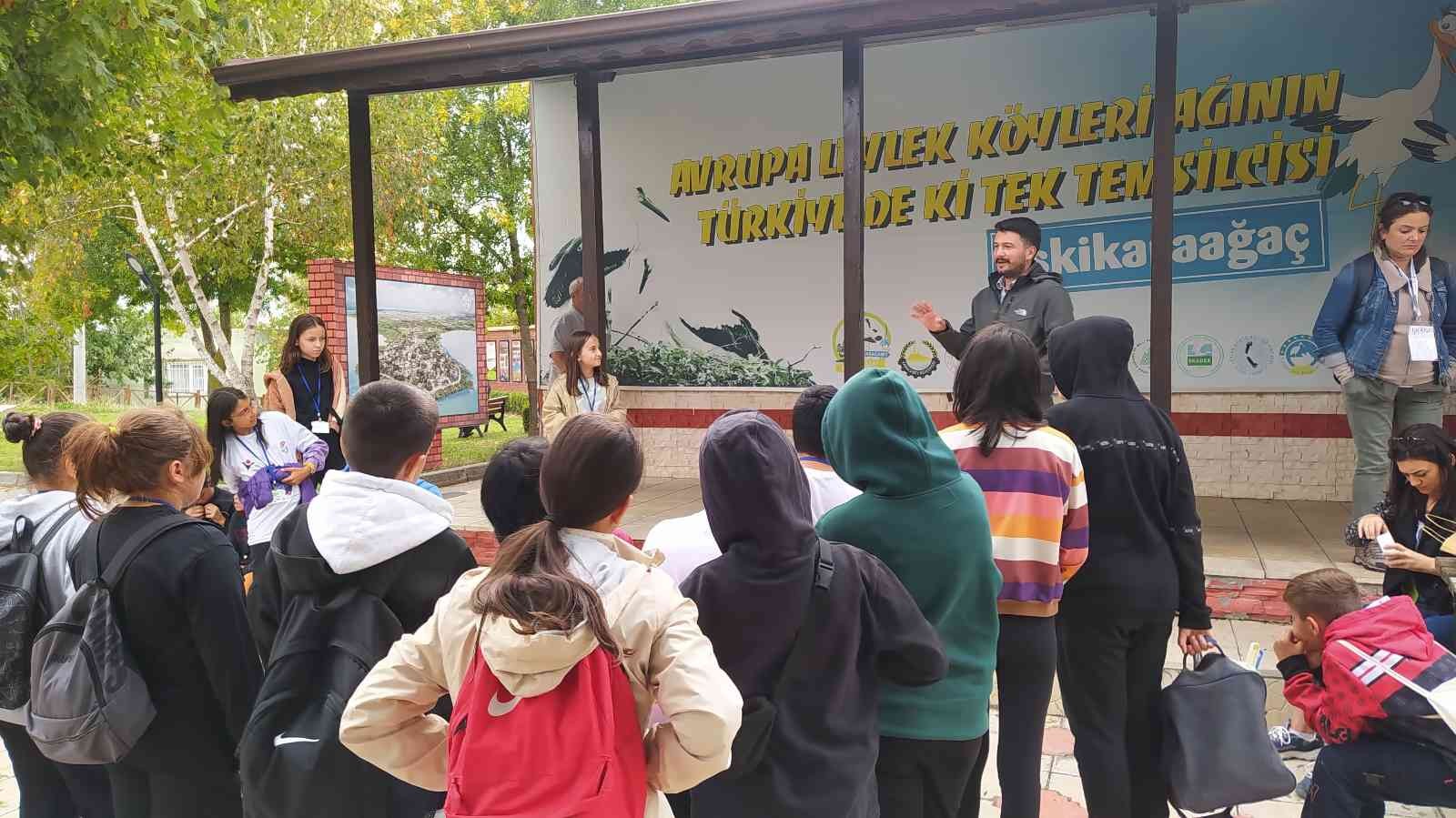 Karacabey’in doğası öğrencilere ilham kaynağı oluyor