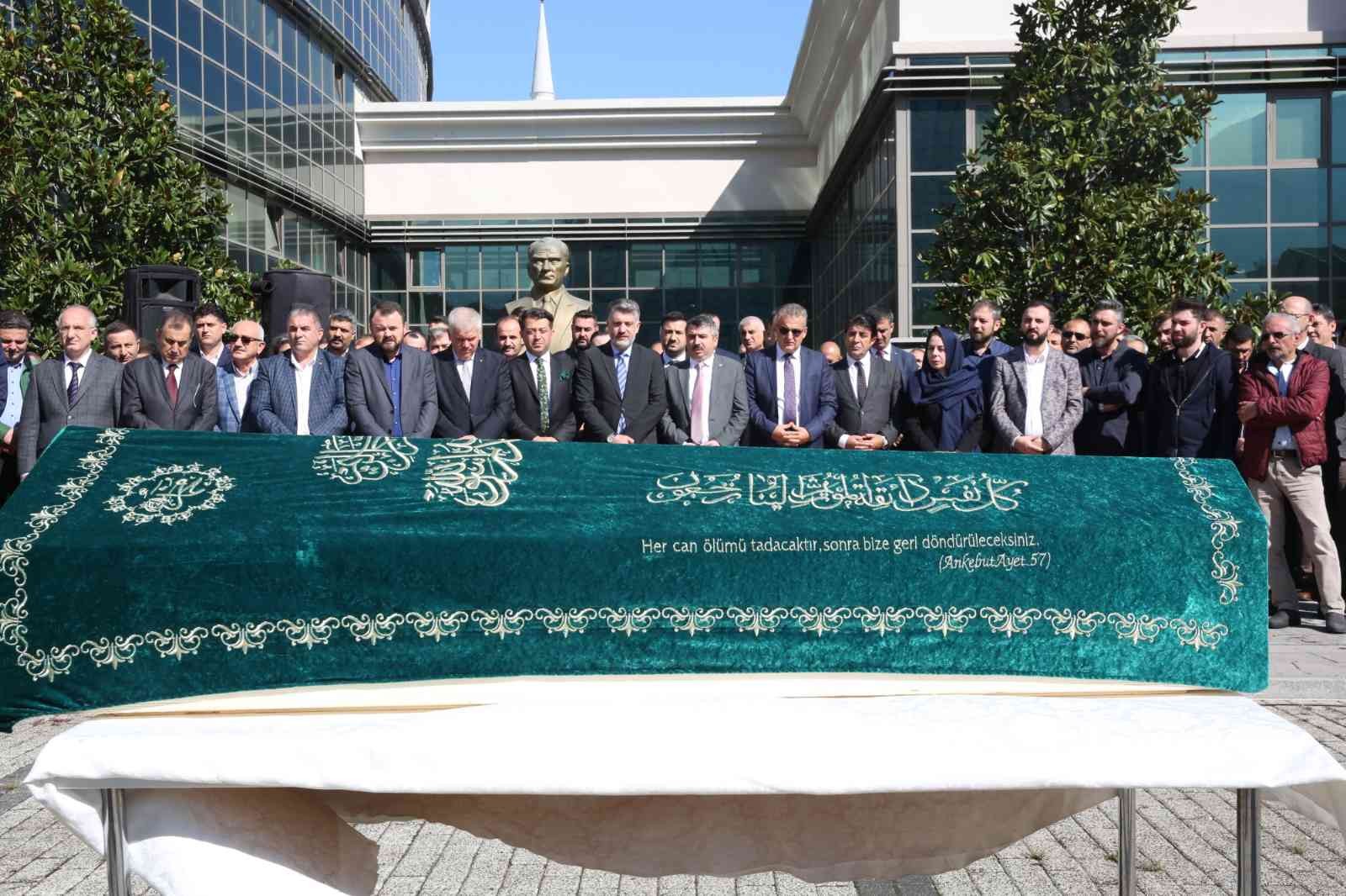 Murat Uşun son yolculuğuna uğurlandı