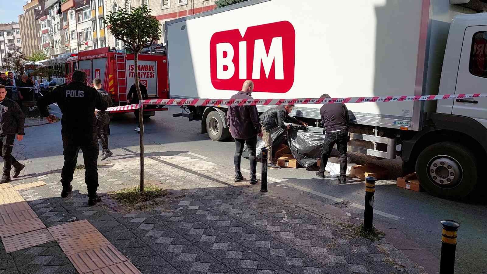 Zeytinburnu’nda feci kaza! Yaşlı kadın pazardan dönüyordu...