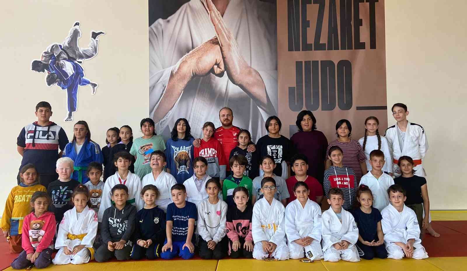 Karaman’da judocular kuşak heyecanı yaşadı