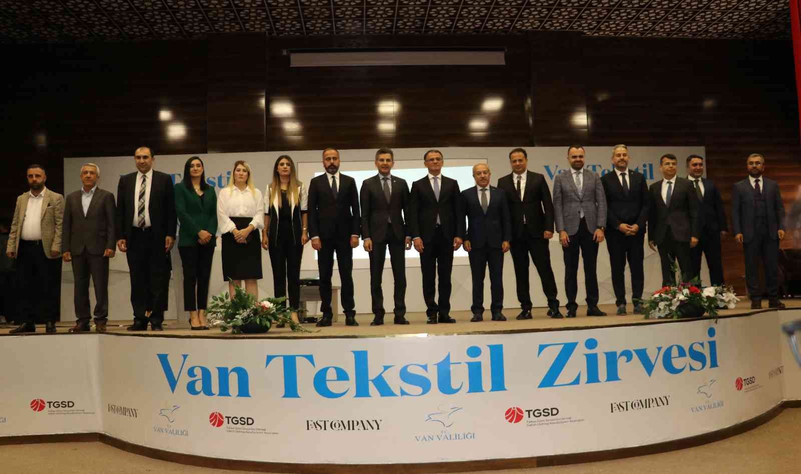 Van’da tekstil zirvesi düzenlendi